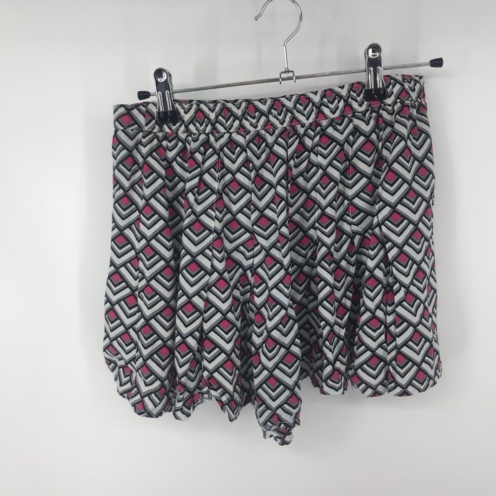 Hollister‎ Geometric Flowy Shorts Size S - Picture 3 of 4